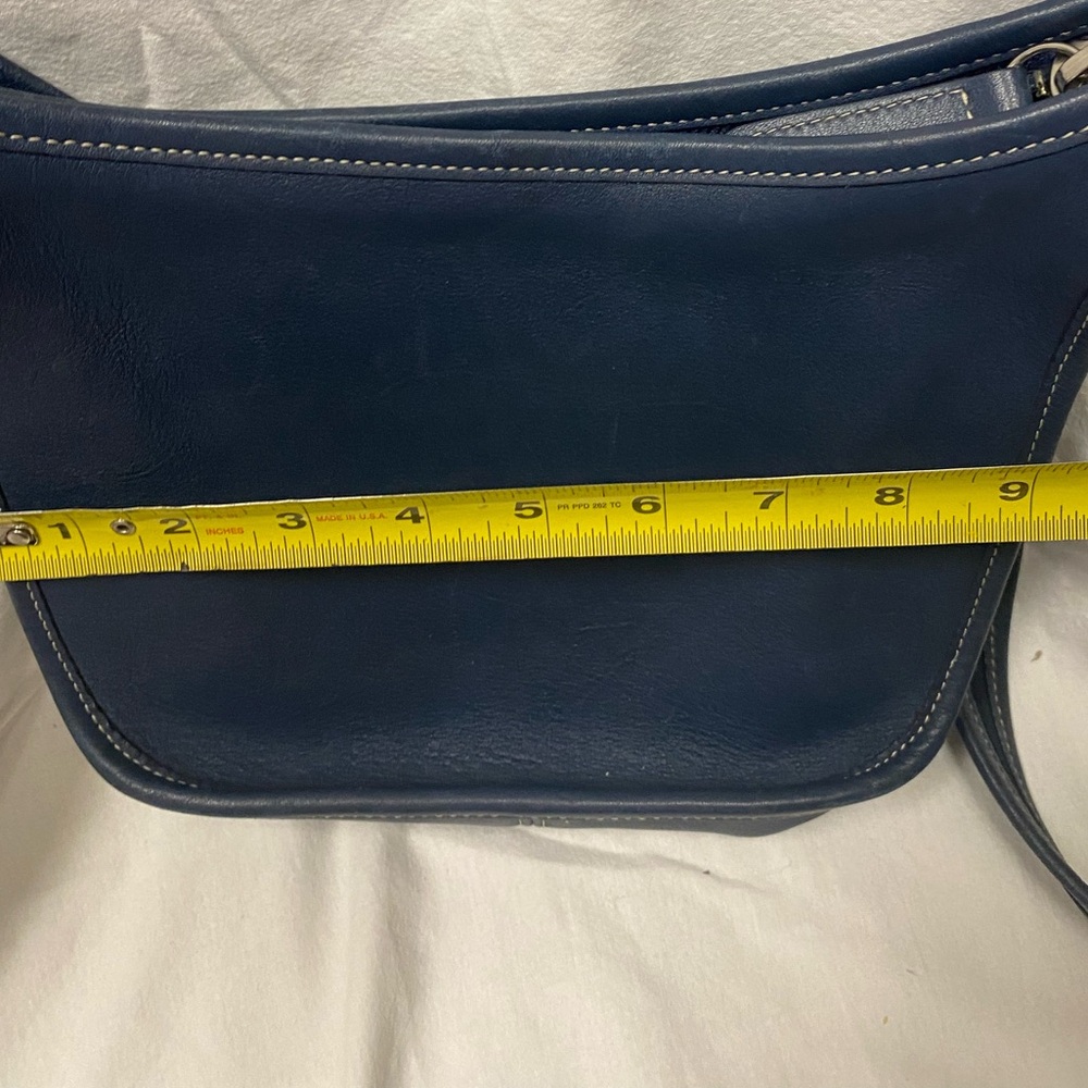 Vintage Coach Janice Legacy 9950 Leather Crossbody-Navy - Picture 11 of 12